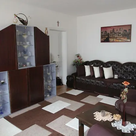 Apartment Trajan *
